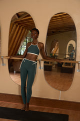 ULA X GAL LEGGING